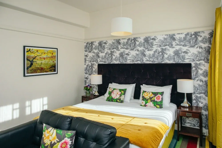 Superior Double Studio