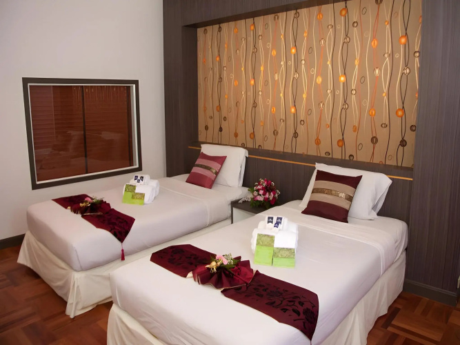 Ayutthaya Grand Hotel