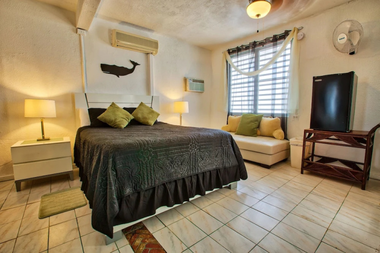 Coconut Palms Inn On The Beach