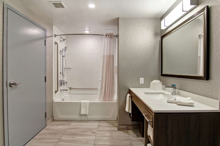 Home2 Suites by Hilton Edmonton South photo 10
