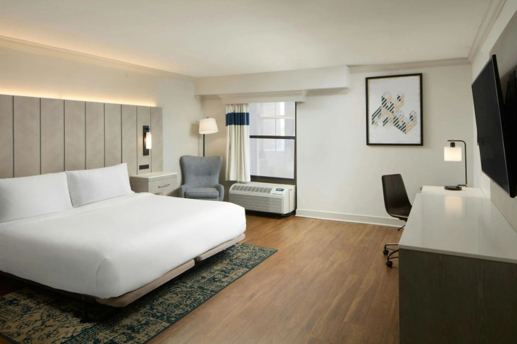 Four Points By Sheraton Richmond Airport photo 7