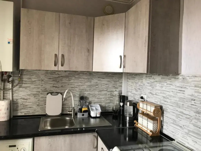 Yerevan nice apartment with balcony for rent
