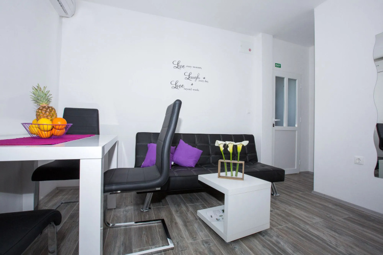 Apartments Villa Roza