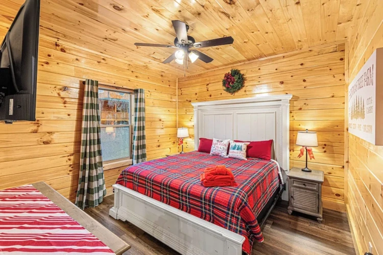 4 Bedrooms Standard room