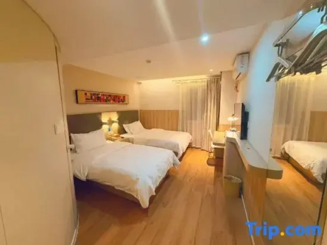 Twin Cottage