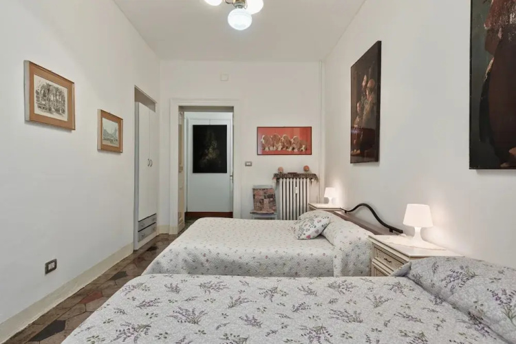 Porta Nuova Roomy Flat