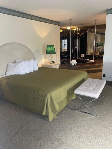 Deluxe Double Suite