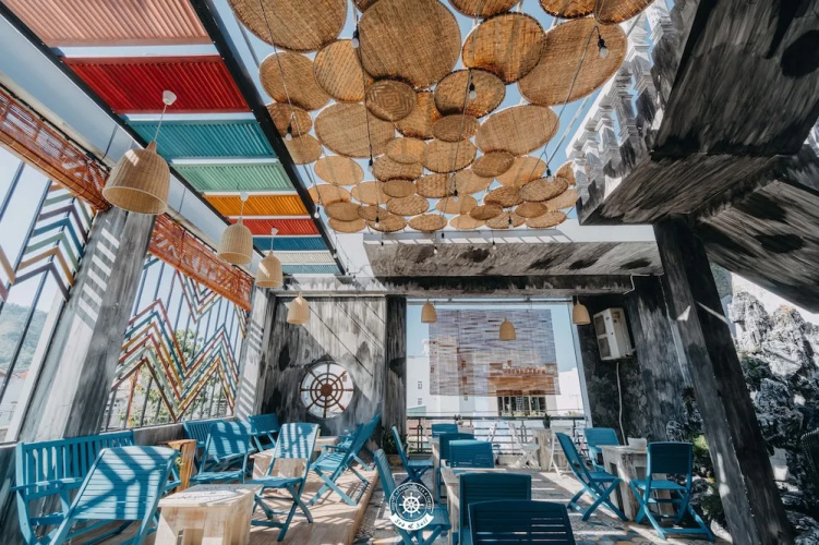 Sea & Sail Hostel