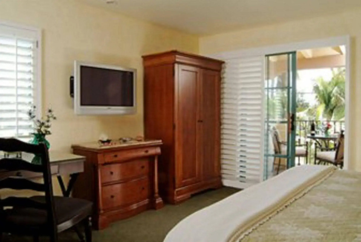 Castillo Inn at the Beach