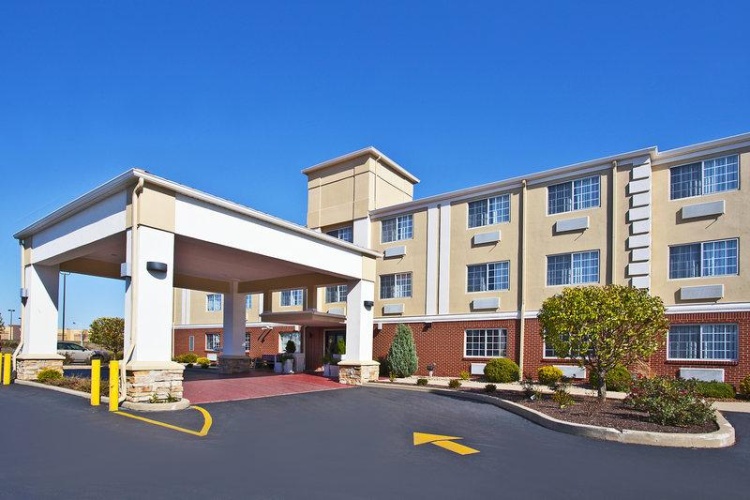 Quadruple Suite