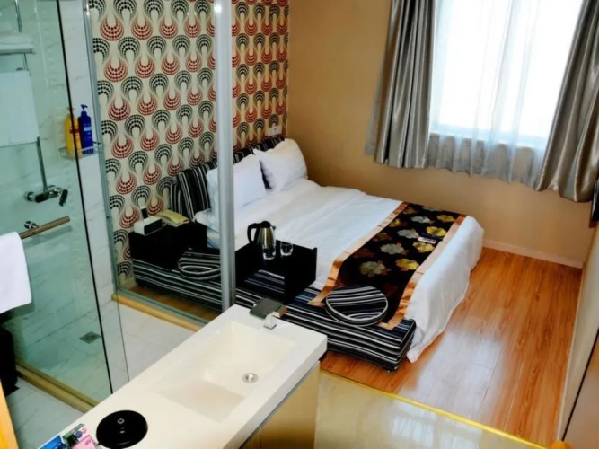 Shanghai Wyatt Boutique Hotel
