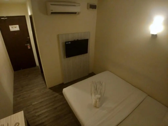 Superior (no Window) Double room