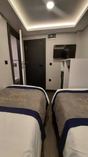 Sanddoor Hotel