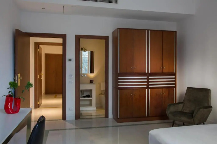 Corso Novara 5 Design Apartments