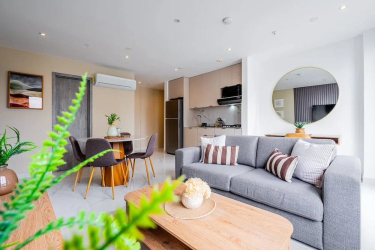 w Scenic 1BR w Panoramic City View in Calle 50