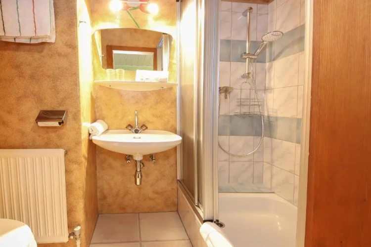 Classic Single room with view