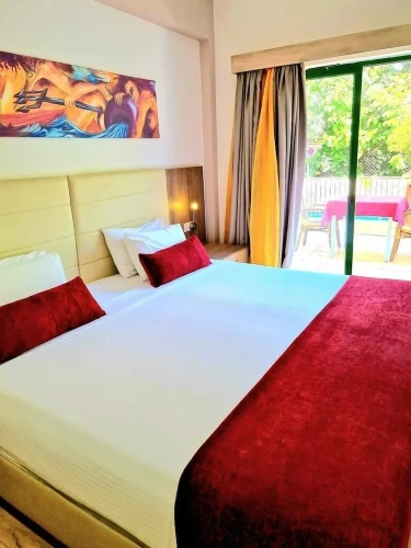 Comfort room