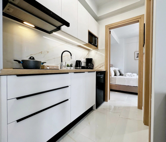 B&K Rooms