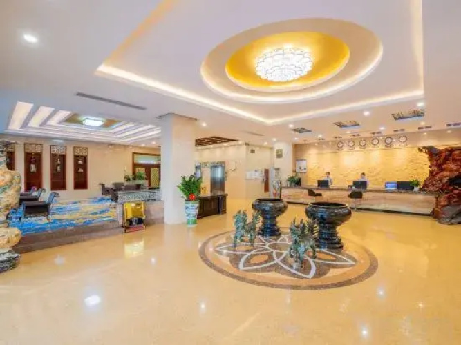 Jinlong Hotel