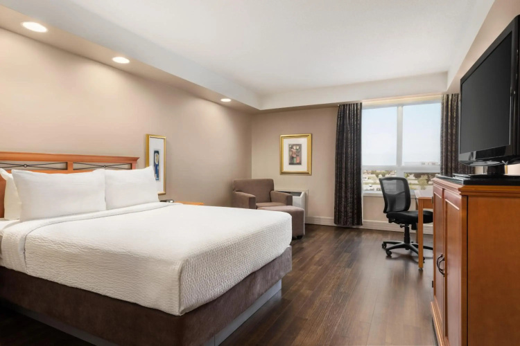 Royal Hotel Calgary, Trademark Collection by Wyndham
