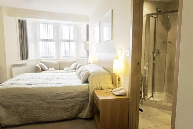 Standard Double room with sea view