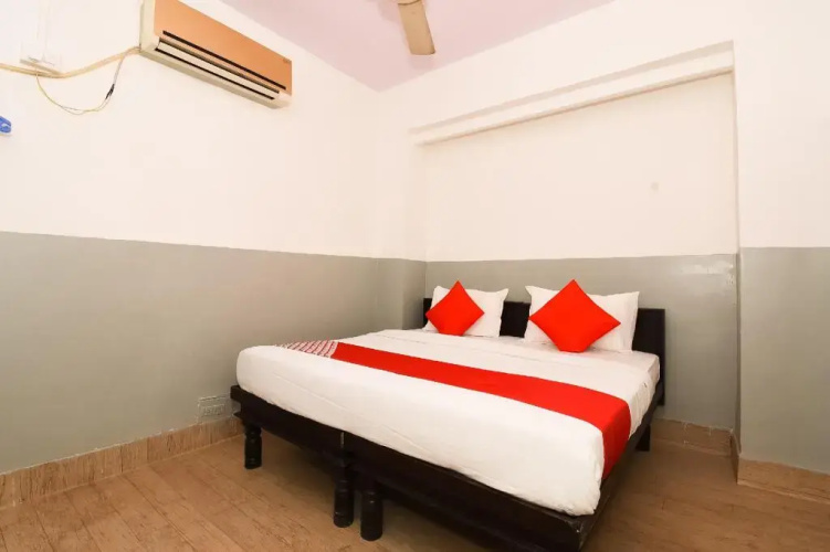 Hotel Sahdev By OYO Rooms