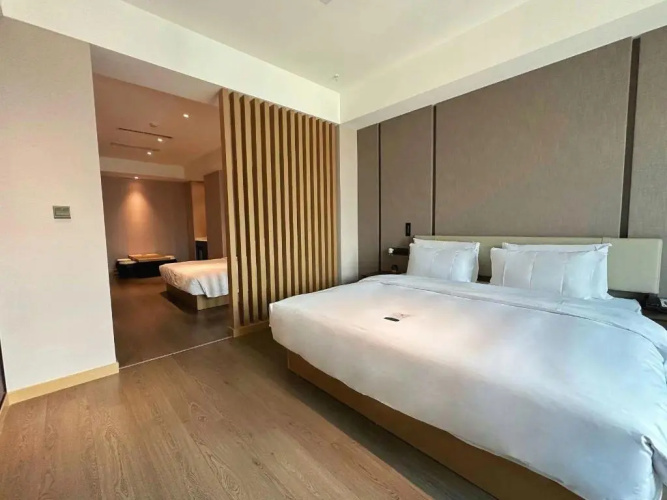 Atour Hotel Kunming Dianchi Daguan Park