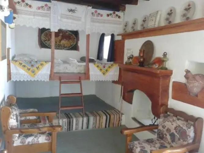 Tinas House