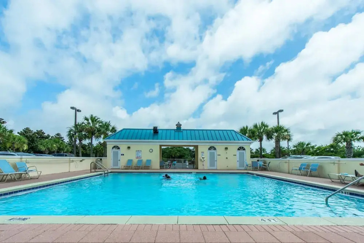 Leeward Key 204