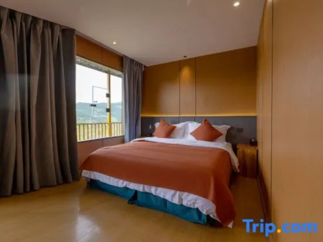 Standard Double room with view