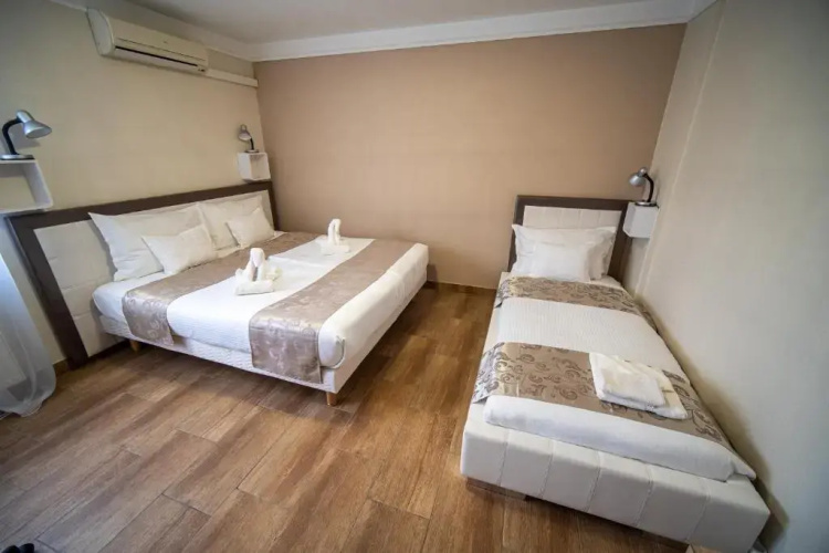 Hotel Napsugár