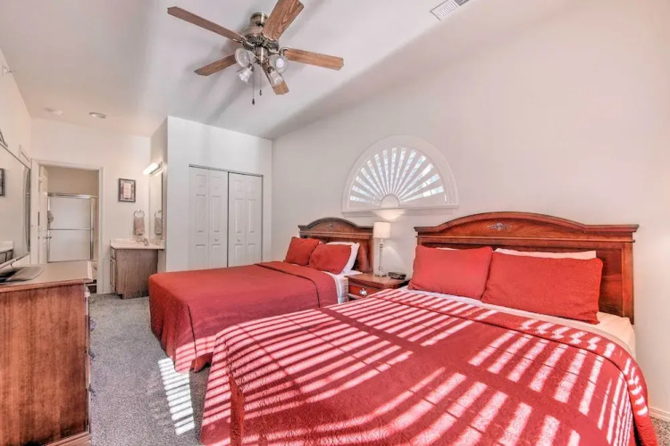 Pool Access & Private Patio: Branson West Condo!