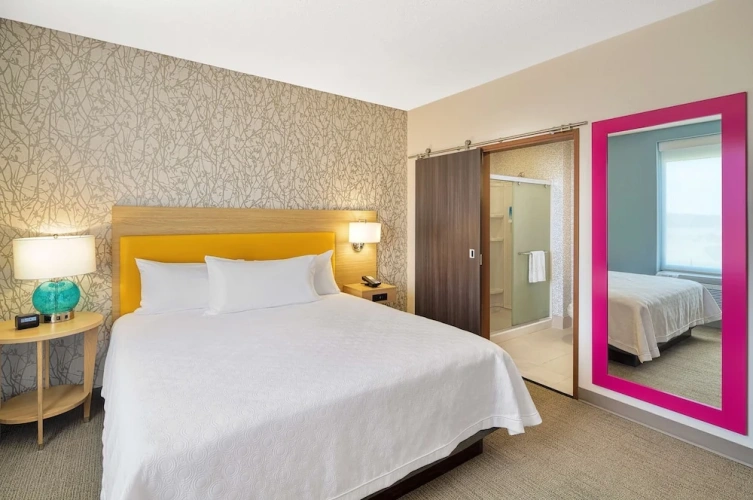 1 Bedroom Suite