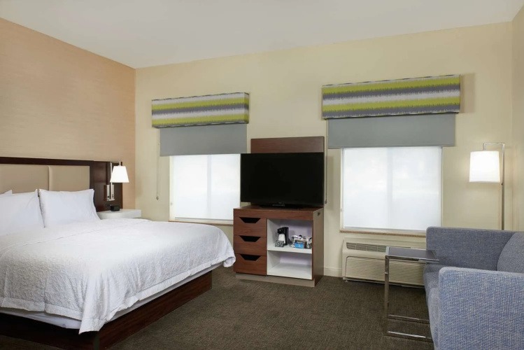 Hampton Inn & Suites Phoenix-Surprise