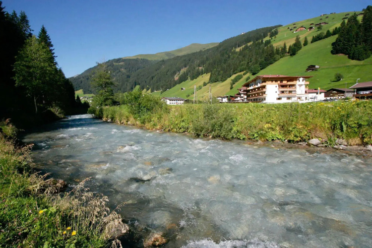 Hotel Tuxertal