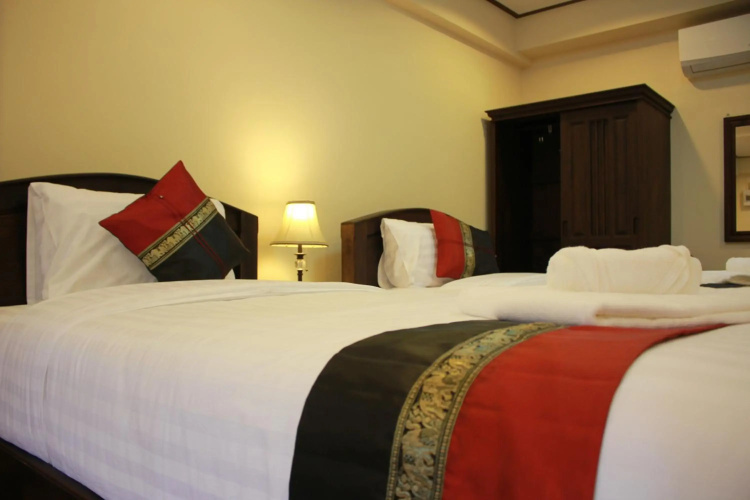 nanbaankhun hotel
