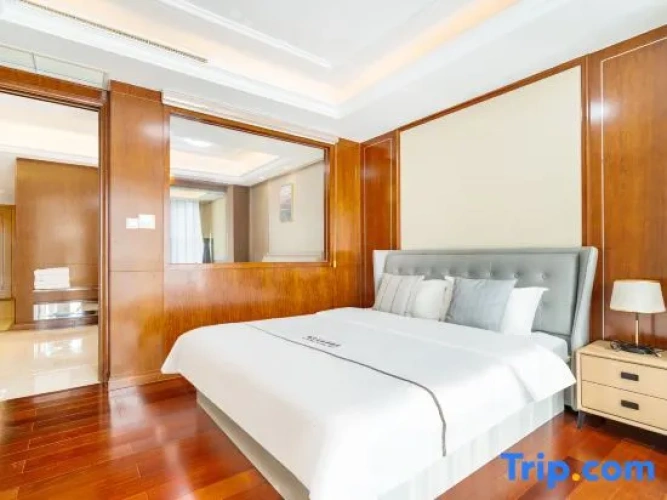 2 Bedrooms Deluxe Family Suite with city view