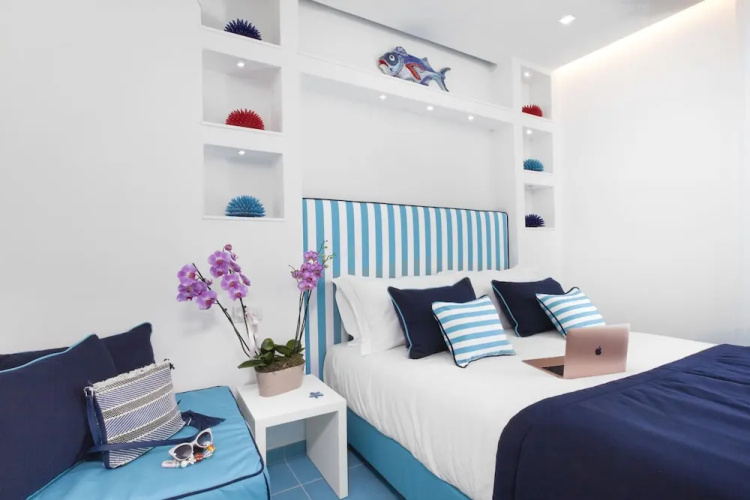 Sersale Suites