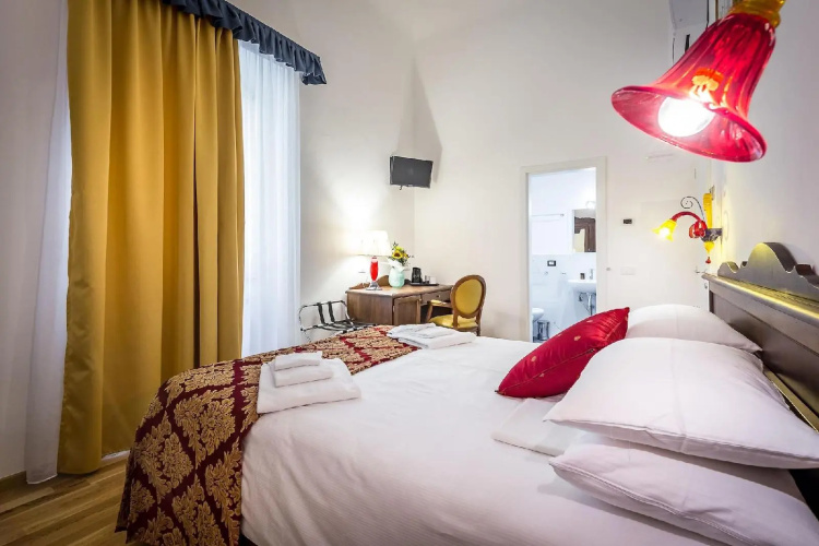 HomEdo Bed & Breakfast