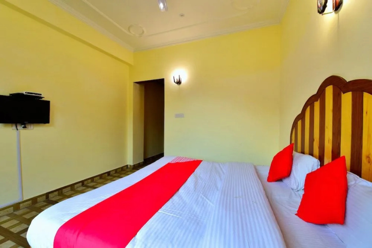 Oyo 30367 Rr Villa