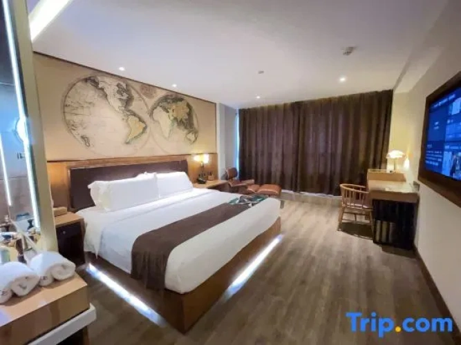 Deluxe Double room with view