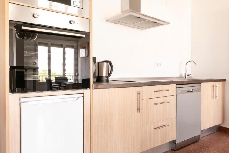 2 Bedrooms Apartment