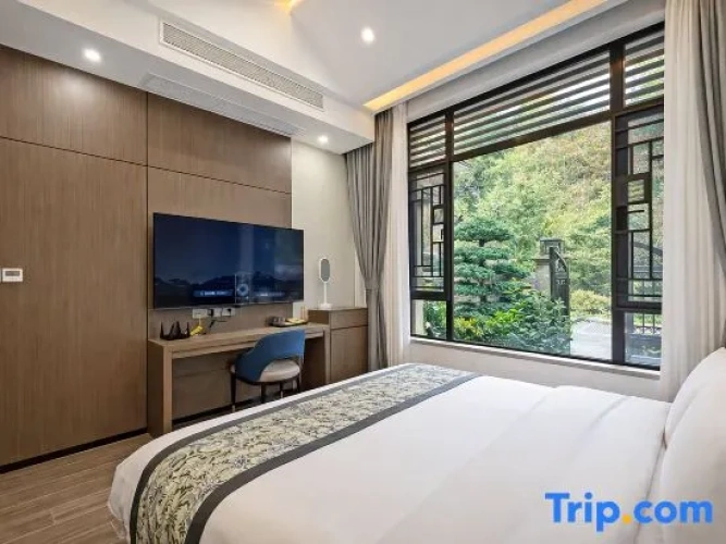 5 Bedrooms Comfort Villa