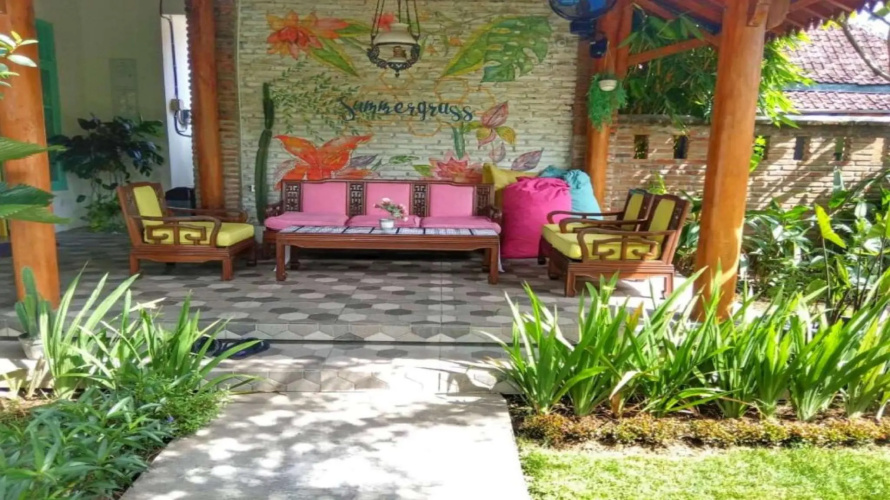 Summergrass Bed & Breakfast