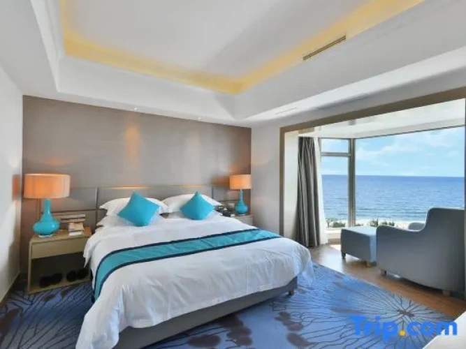 Family Suite seafront