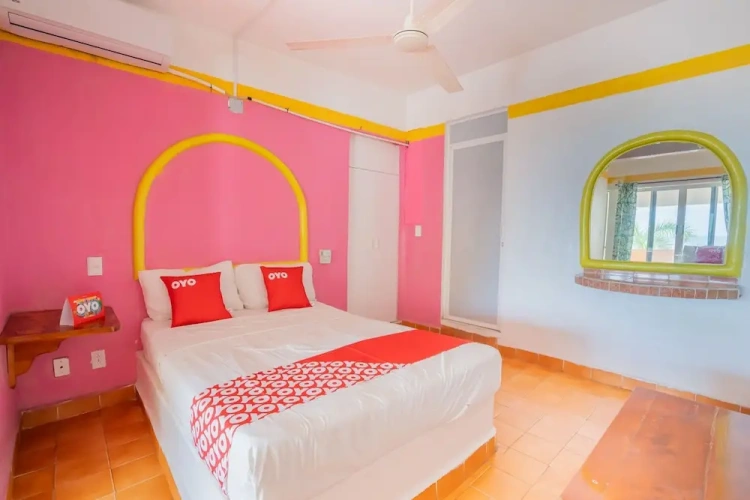 Standard Triple room with ocean view