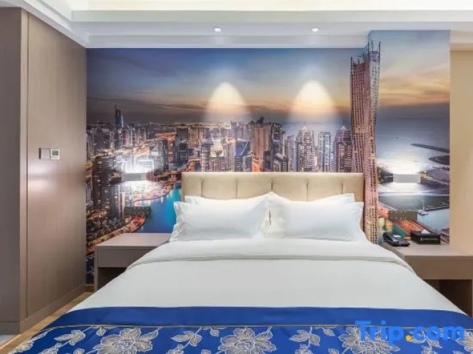 Deluxe Suite