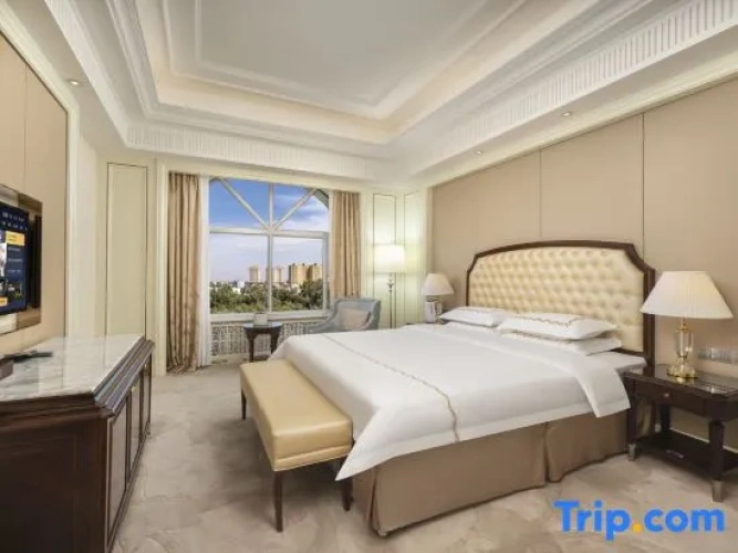 Deluxe Twin Suite