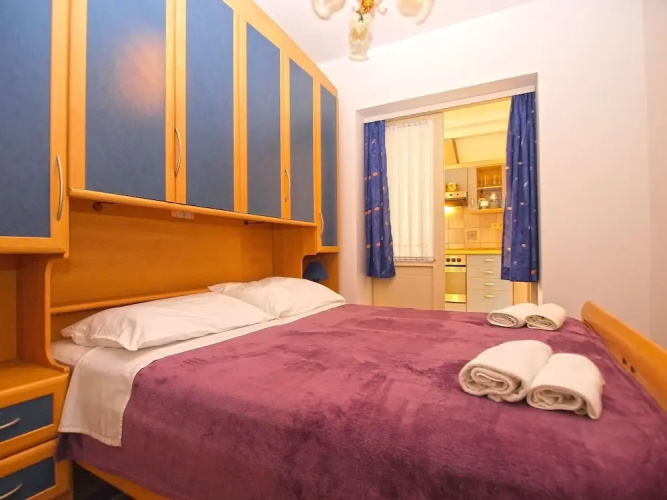 Apartment 1544