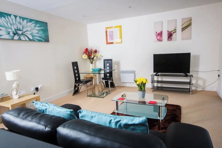Meridian Tower Apartment